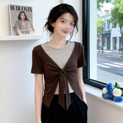 撞色拼接假两件圆领短袖T恤女