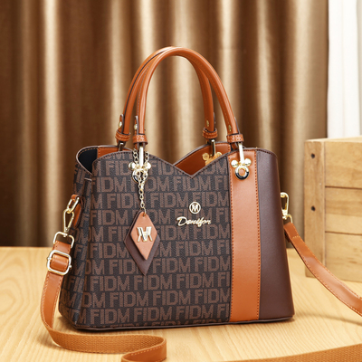 女包高端大气上档次大容量轻奢品牌2025新款手提单肩包手拎通勤