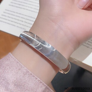 宽面猫眼足银9999手镯女闭口轮胎纯银镯子亮面手环饰品送妈妈礼物