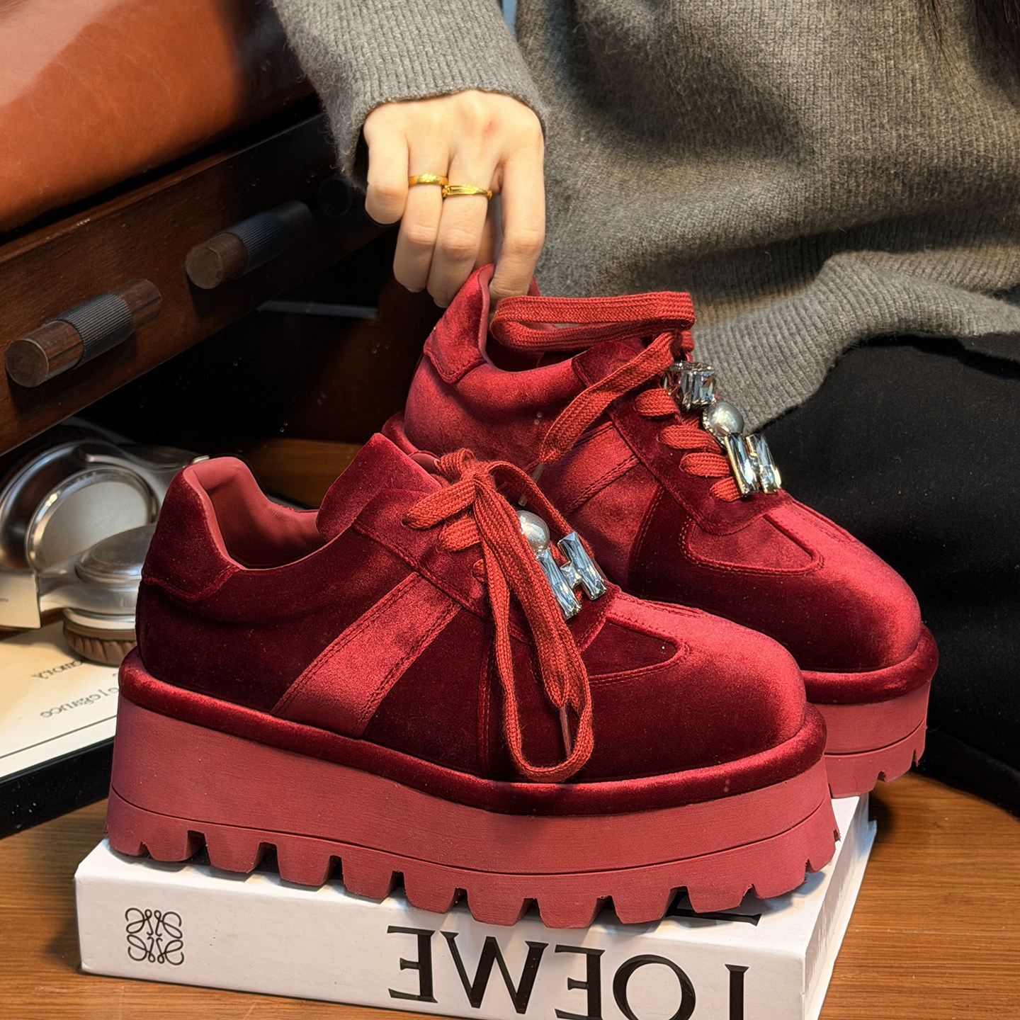 欧货水钻绒面系带松糕厚底德训鞋女百搭小个子增高休闲板鞋乐福鞋,女鞋,松糕（摇摇）鞋,淘宝优惠券,粉丝福利购,淘宝优惠卷