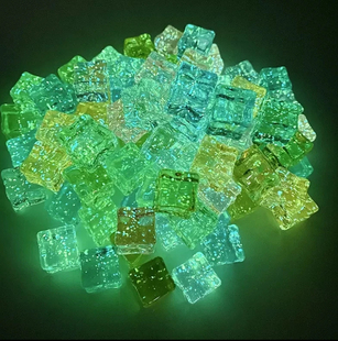 18x18夜光仿真冰块树脂配件创意手工鱼缸装 饰拍照道具亚克力冰块