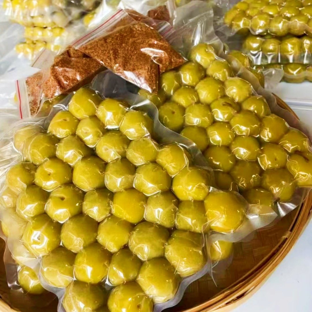 泡李子正宗云南特产腌制酸李子水泡香脆李酸甜脆爽孕妇零食果脯