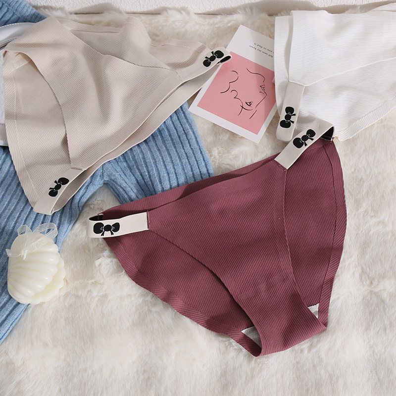 细带高开叉性感纯棉女士内裤透气纯色无痕低腰三角短裤,女士内衣/男士内衣/家居服,女三角裤,淘宝优惠券,粉丝福利购,淘宝优惠卷