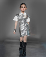 女童銀色套裝潮服甜酷輕奢