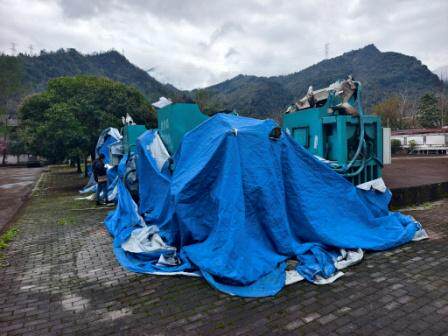 5月29日绵阳存放于北川县桂溪镇甘溪小学的液压方捆打包机一台网络拍卖公告
