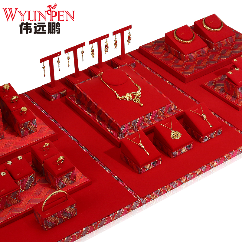 黄金戒指项链手镯珠宝道具伟远鹏