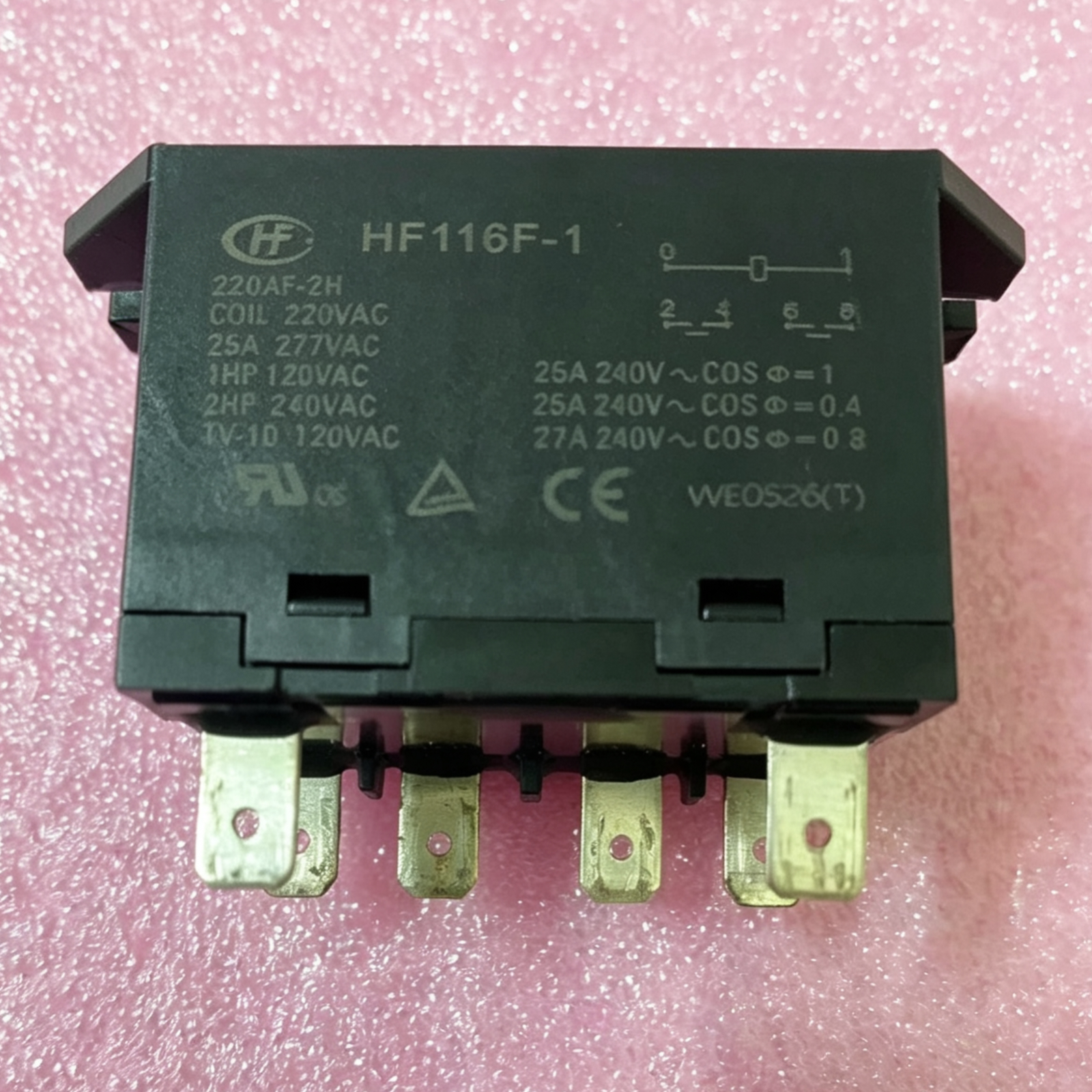宏发继电器 HF116F-1 220AF-2H  220VAC阻性负载下最高27A/240VAC