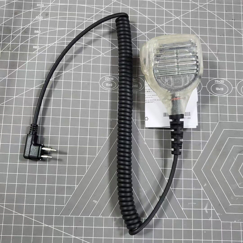 对讲机手咪A8 GP88S GP2000 P3688手台M头手咪话筒肩咪PMMN4013A