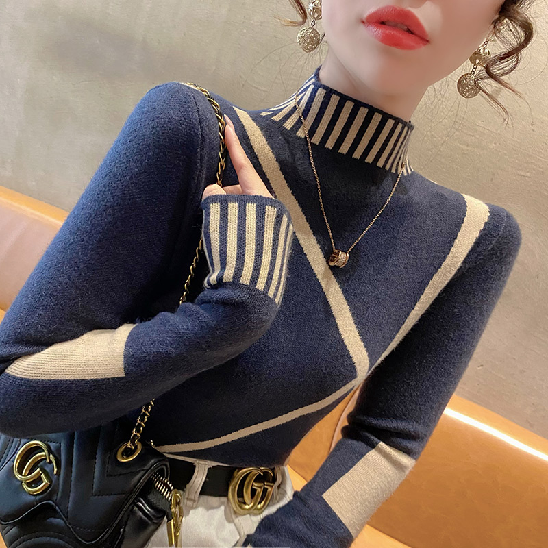 半高领毛衣女打底衫秋冬2025年新款爆款显瘦中领针织衫女士内搭