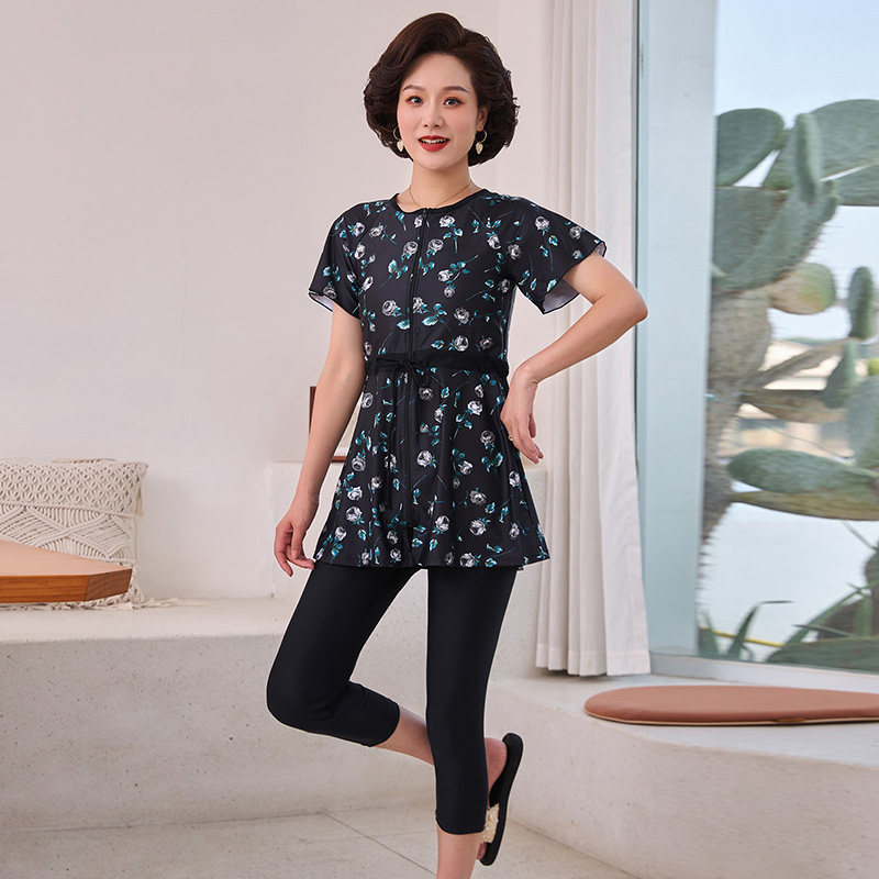 中老年人泡温泉泳衣分体式泡澡服保守风女士套装宽松妈妈款游泳装