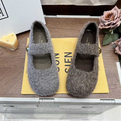 2025冬新毛呢法式气质玛丽珍鞋