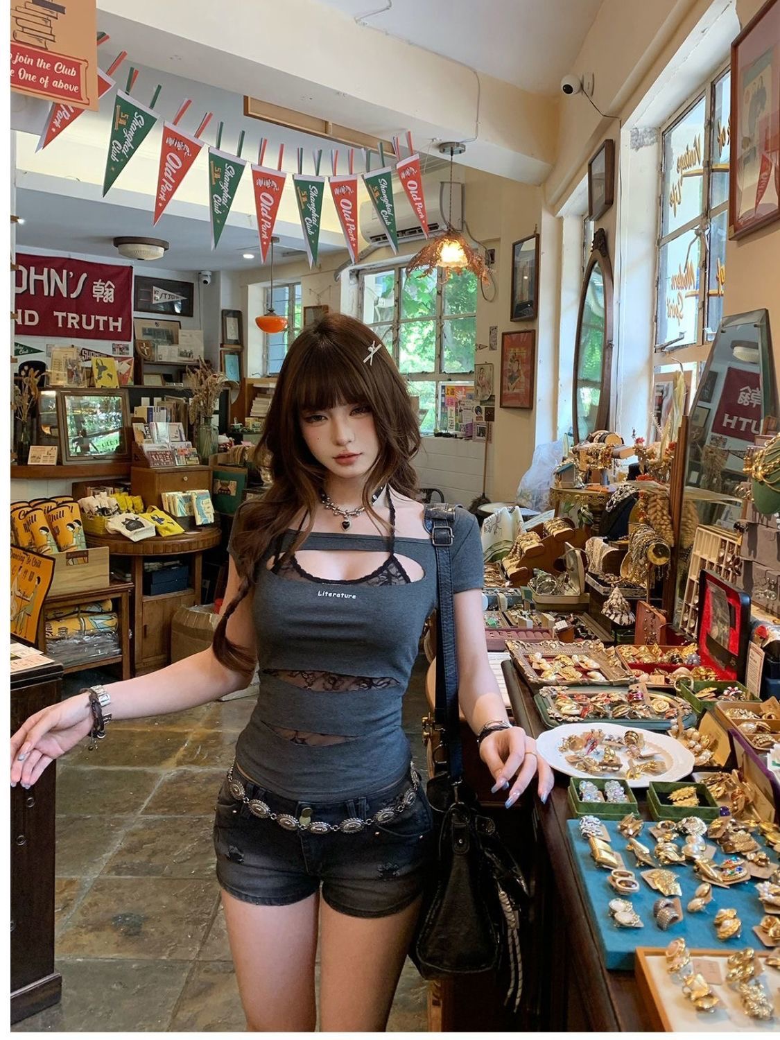 短袖蕾丝辣妹T恤女拼接上衣ins潮