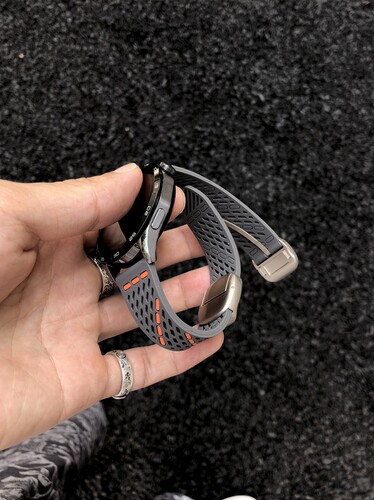 KAKE透气镂空适用华为GT6手表表带GT5磁吸GT7小米watch5斜孔oppo3