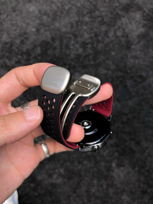 新款时尚_圆滑扣_透气表带