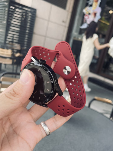 卡客 镂空透气适用华为手表GT4表带GT2反扣GT3pro硅胶watch4小米