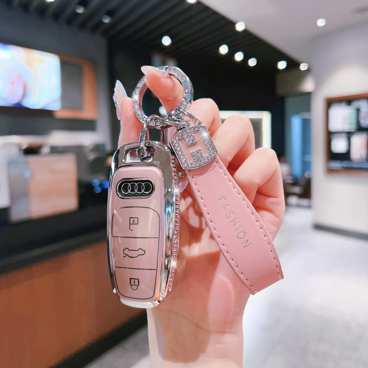 适用奥迪钥匙套a4la6lq5la3q3q7q5a4 a7a8a5包a8l壳q2l扣a6钥匙套