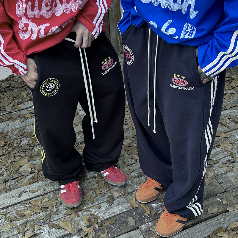 430g纯棉个性字母刺绣三条杠卫裤