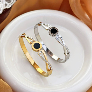 跨境罗马字母镶钻手镯轻奢开口钛钢18k金色新款不锈钢手环ins