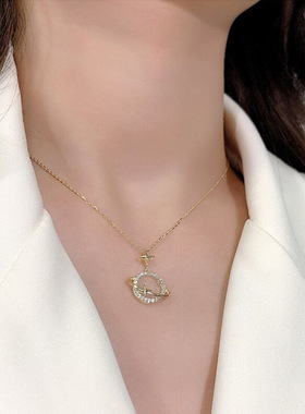 高级感炫小虫钛钢0字链女