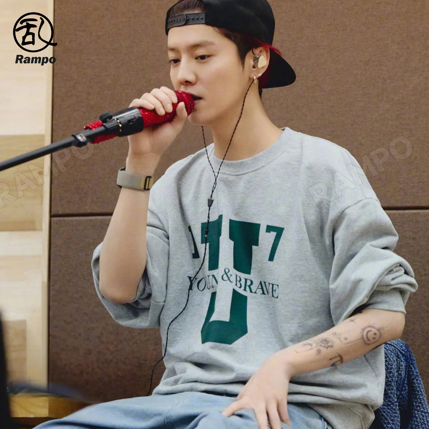 鹿晗同款运动卫衣男款套头衫