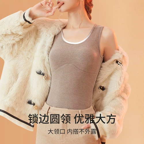 Майка топ, утепленный топ с чашечками, демисезонные вставки в бюстгальтер, коллекция 2022, для маленькой груди