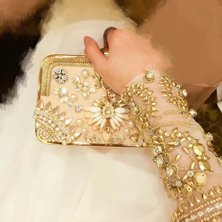 现货 正品英国 宫廷金色重工钉珠晚宴婚礼链条斜挎包手拿包