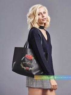 现货 正品SKINNYDIP黑色皮质刺绣WASTED英文托特包单肩包购物袋