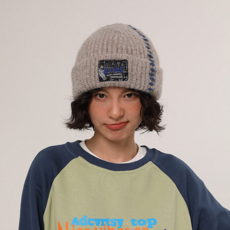IIING帽控宇航员贴标针织帽