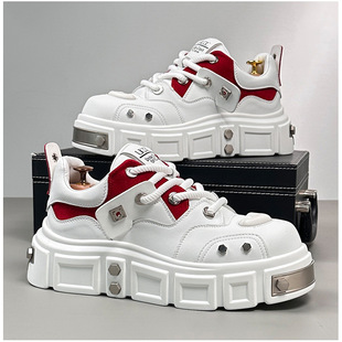 秋季新款高级感厚底老爹鞋欧洲站潮牌朋克柳钉男士隐形内增高男鞋