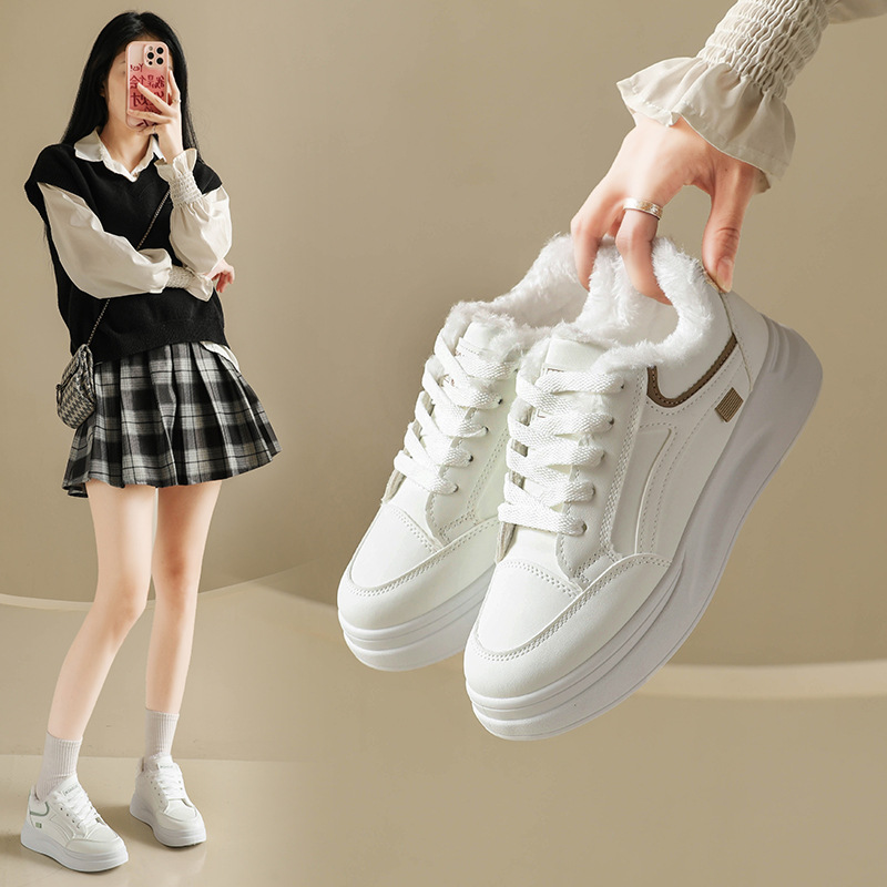 2025小白鞋女冬季新款跨境大码ins女加绒运动百搭板鞋街拍C25-2