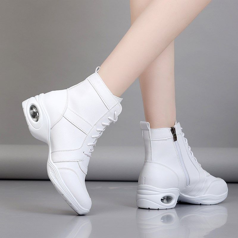 新款白色真皮高帮妈妈鞋q秋冬加绒短靴软底运动舞蹈鞋广场舞女鞋