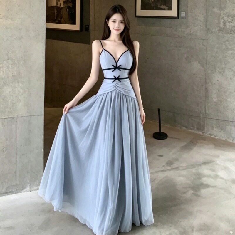 法式蓝色网纱v领吊带连衣裙女夏季生日礼服裙子气质收腰显瘦长裙