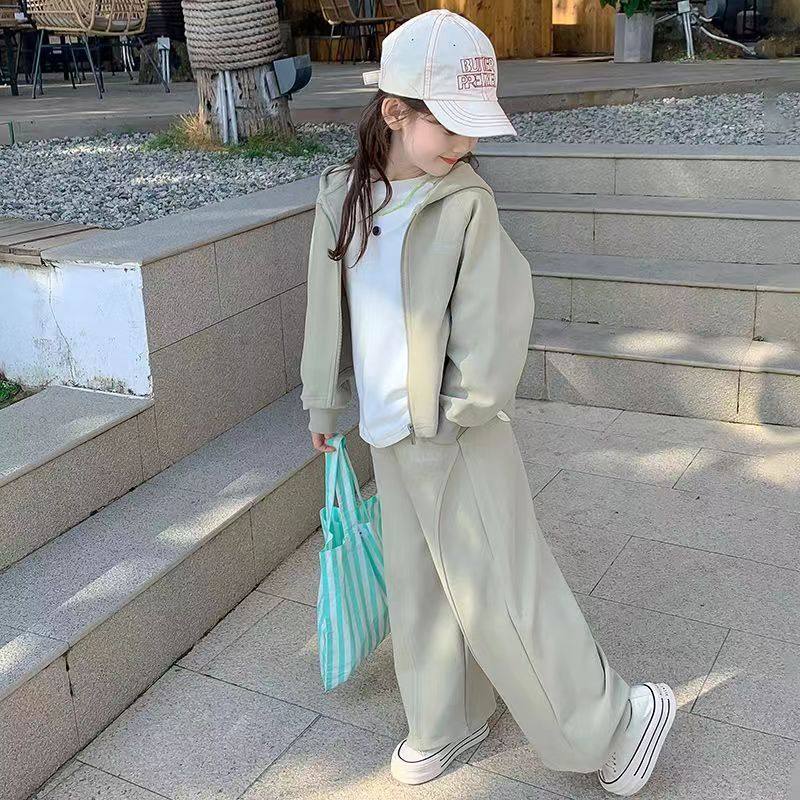女童秋装套装2026新款儿童韩版春秋款女孩时髦洋气网红休闲两件套