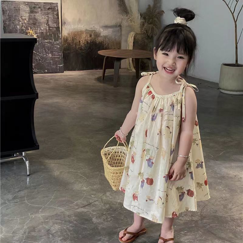 韩版女童吊带连衣裙2026夏韩国版女童宝宝可爱时尚卡通印花连衣裙