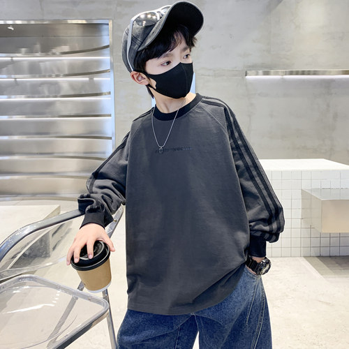 男童时髦洋气酷帅春秋款T恤