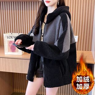 设计感加厚羊羔绒连帽外套女oversize字母刺绣宽松中长款高街开衫