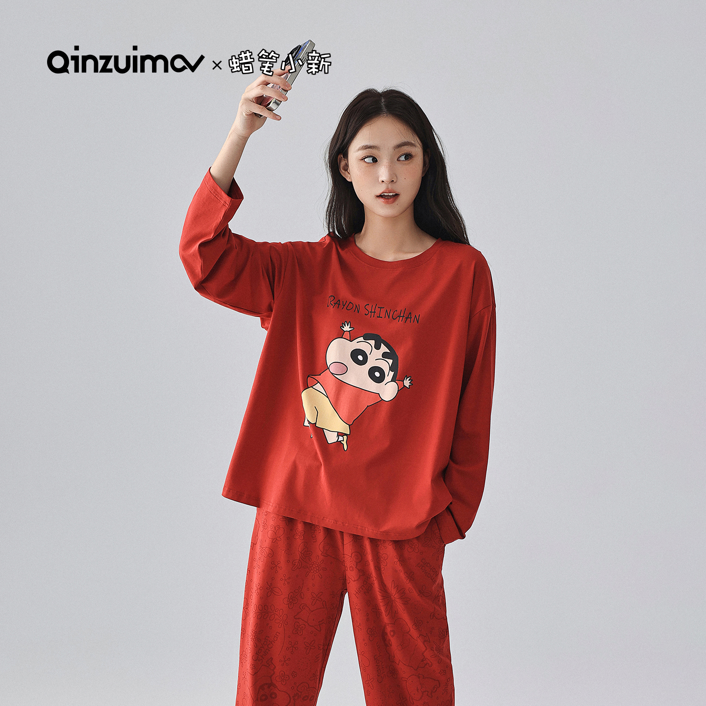 亲嘴猫蜡笔小新长袖睡衣