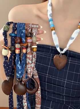 复古印花爱心吊坠丝巾项链