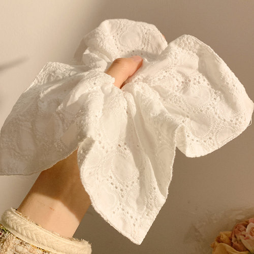 韩系温柔~白色镂空方巾大肠发圈