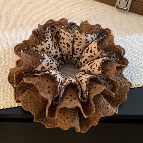 高级感米色豹纹蕾丝花边大肠发圈
