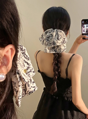 复古黑色太阳花缎面马尾抓夹女高级感气质夹子头饰后脑勺鲨鱼夹