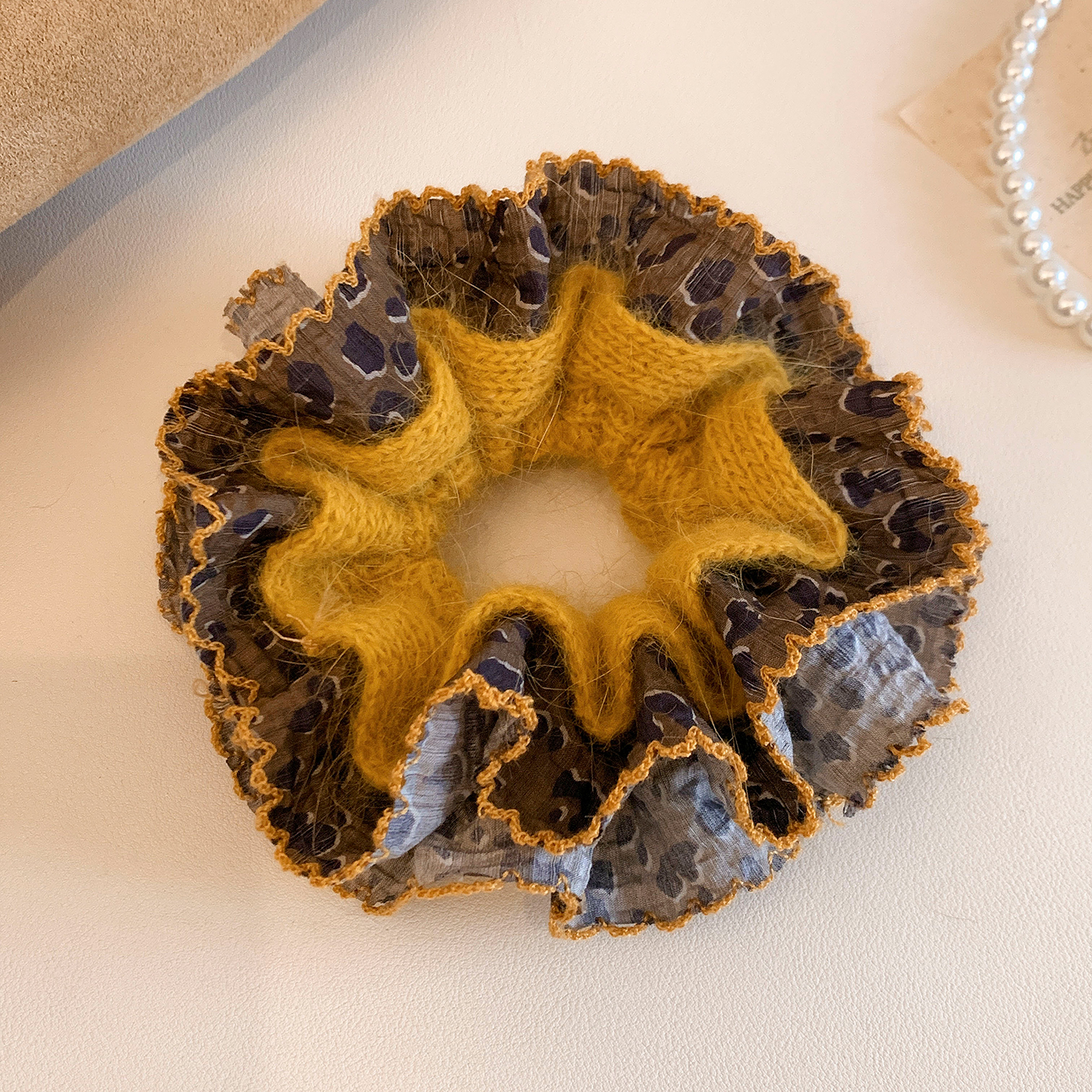 黄色豹纹毛线针织大肠发圈