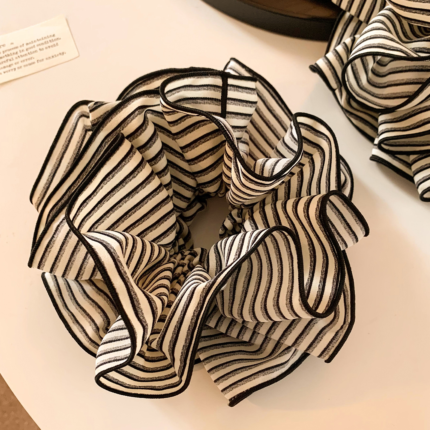 韩系百搭黑色条纹大肠发圈