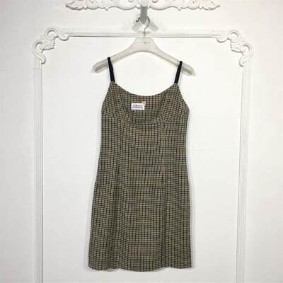 秋Y系列 8100S181 时尚毛呢连衣裙品牌女装折扣颦