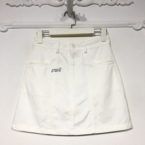 然系列 8336S148 时尚短裙品牌女装折扣颦