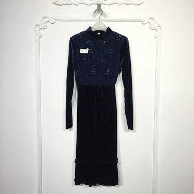 珂P系列 8084S105 时尚连衣裙品牌女装折扣颦