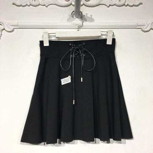 潮系列 8243S281 时尚短裙品牌女装折扣颦