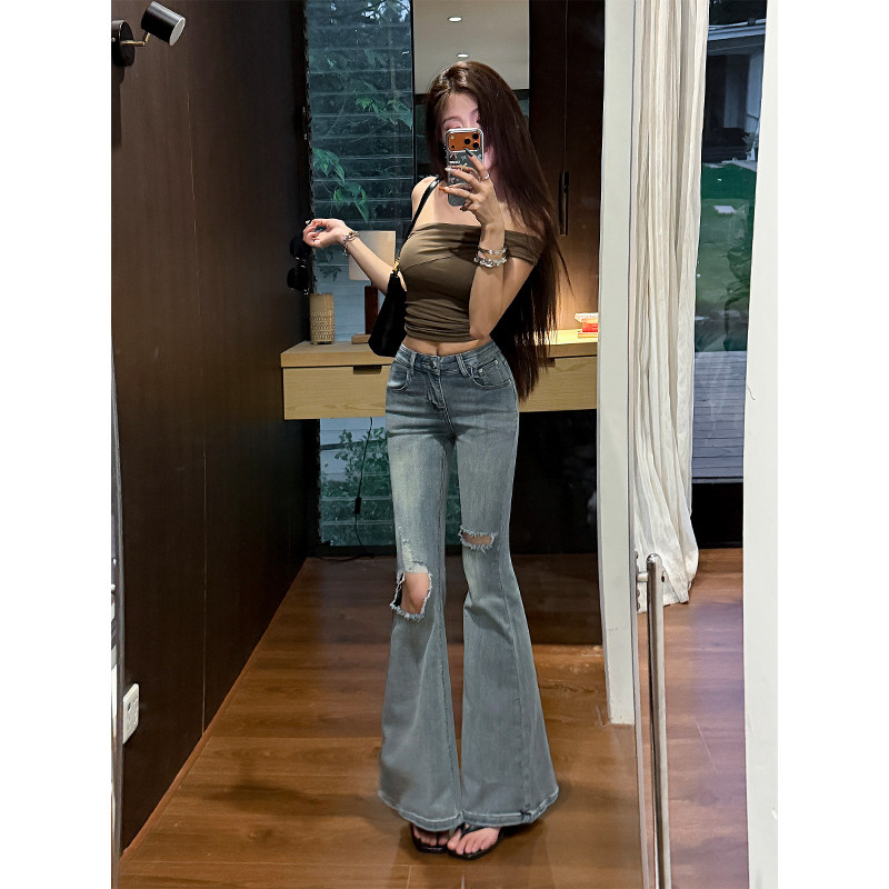 郑小亮辣妹高腰破洞微喇叭牛仔裤2026秋季新款修身显瘦百搭马蹄裤
