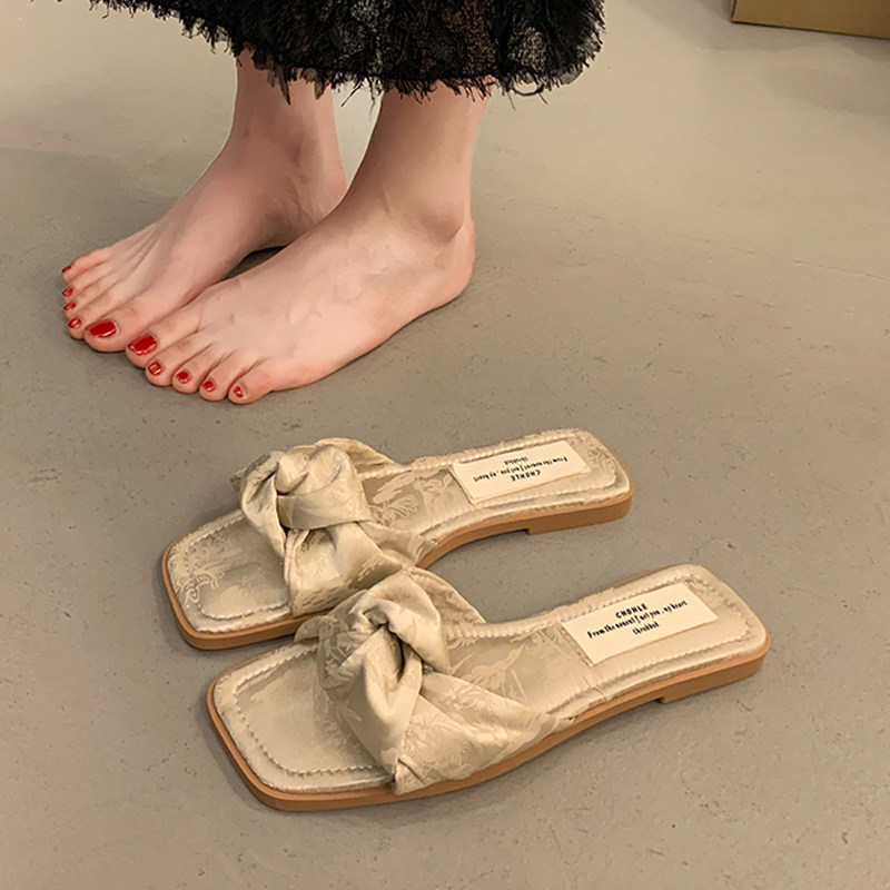 新中式拖鞋女夏外穿法式仙女配裙子设计感女士平底凉拖度假一字拖