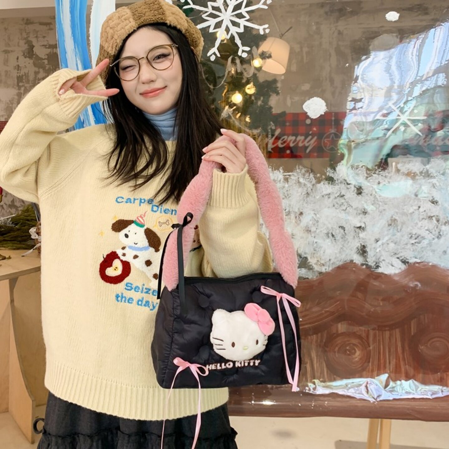 可爱猫咪蝴蝶结绑带羽绒布包包